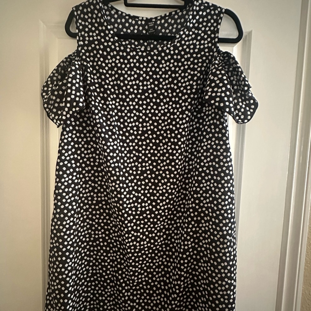 Black and White little flower Dress